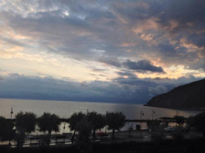 Отель Cinque Terre Moneglia Apartment splendid seaview  Монелья